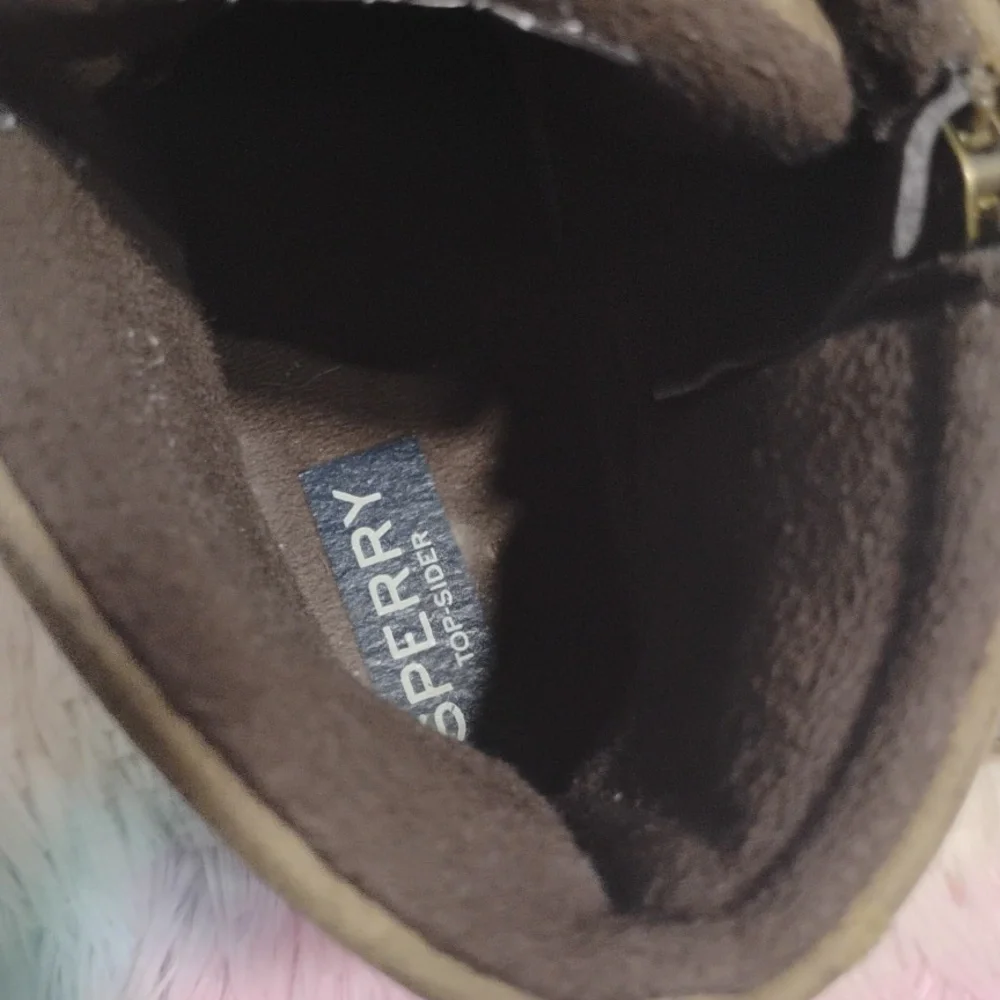 (X-102) SALE! Sperry Saltwater Duck Boots Sz.8 Hardly Worn